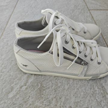 ženske tenisice mustang