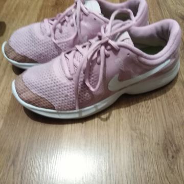Ženske tenisice Nike, 38