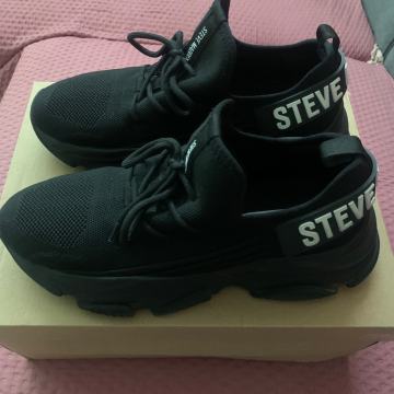 Zenske tenisice Steve Madden