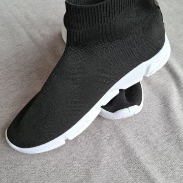 Ženske tenisice vel 41