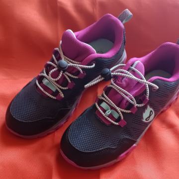 Ženske tenisice, Rocktrail Waterproof Technology br. 35