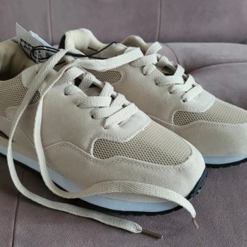 TENISICE br.37 - NOVO