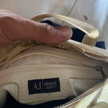 Armani jeans AJ ženska bijela torba