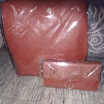 Torbica + novčanik novo Avon