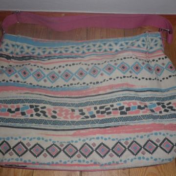 BENETTON - ŽENSKA LAGANA PAMUČNA TORBICA 34 x 36cm