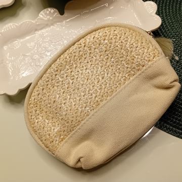 BEŽ KOZMETIČKA TORBICA - NOVO