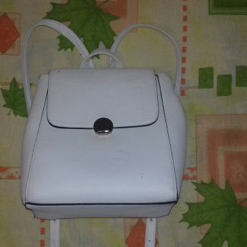 Bijeli Stradivarius ruksak/torba