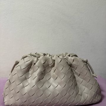 Bottega Veneta bijela torba