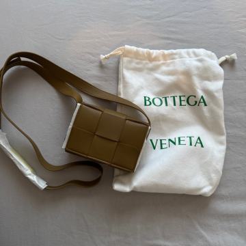 Bottega Veneta