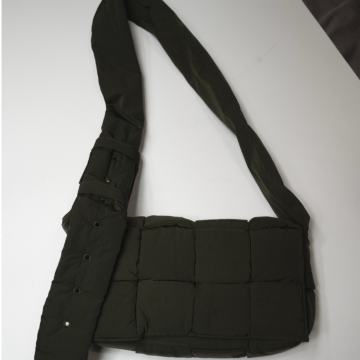 Bottega Veneta torba