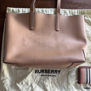 BURBERRY KOŽNA original rijetka velika ženska torba kao nova