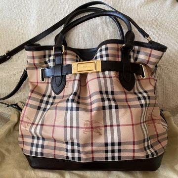 Burberry torba (i remen)