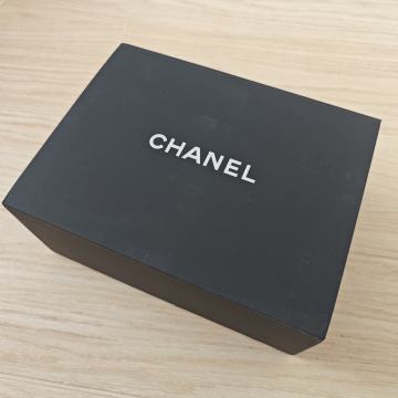 Chanel mini dostupno odmah