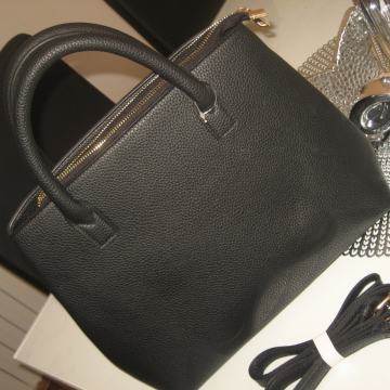 CRNA KOŽNA TORBA - NOVO