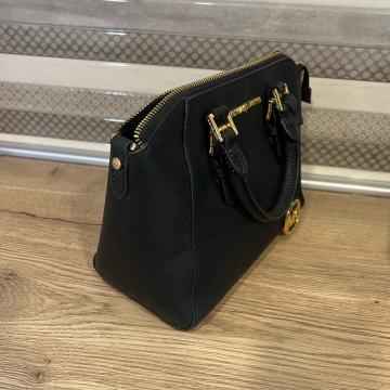 Crna Michael Kors torbica