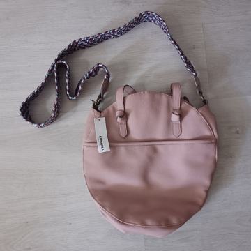 Cross-body okrugla torbica % Novo!