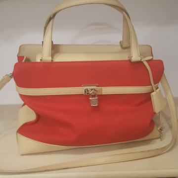 Crvena Torba LeidiLancetti