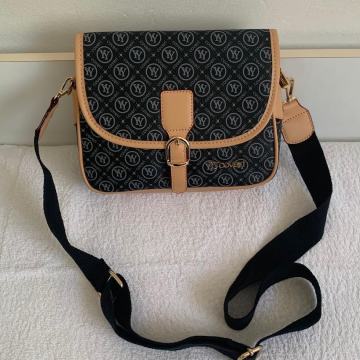 Elegantna ženska torbica - NOVO