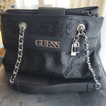 Guess crna torba