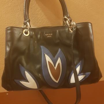 GUESS NOVA TORBA - može zamjena za sl.model