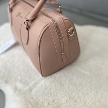 Guess Torba zenska NOVO ORGINAL