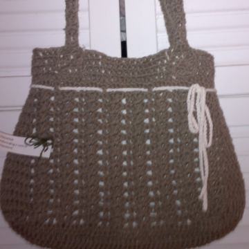 Heklana torba smeđa ručni rad