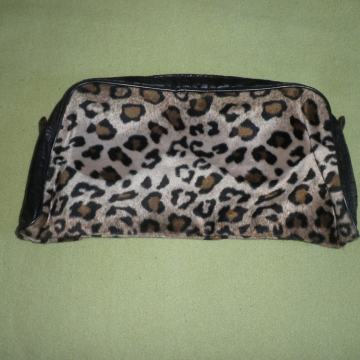 ALDUK - ženska dizajnerska torbica 34 x 17cm