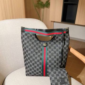 Ženska torba torbica  Gucci