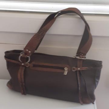 kožna torbica  snižena