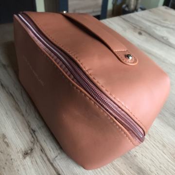 Kozmetička torbica, kofercic