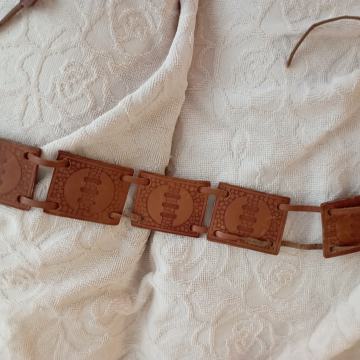 kožni podesivi remen