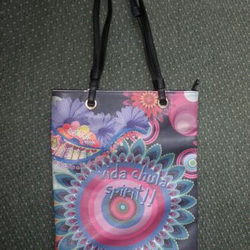 LAGANA ŽENSKA TORBICA 38 x 30cm