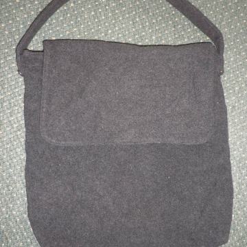 LAGANA ŽENSKA TORBICA 38  X 38cm