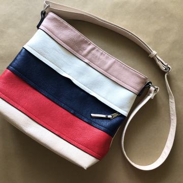 Ženska torba • Crveno-tamno plavo-bijela