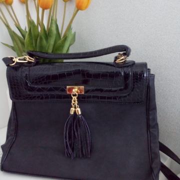 Ljubičasta Aldo torba-ne korištena