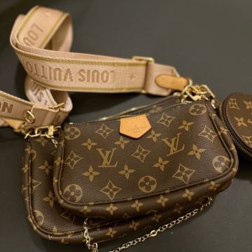Louis Vuitton Multi Pochette Accessoires