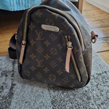 Louis Vuitton ruksak