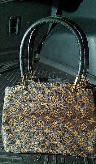 Louis vuitton torba