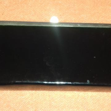 Mala crna torbica od skaja