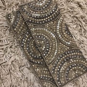 Mala elegantna pismo torbica