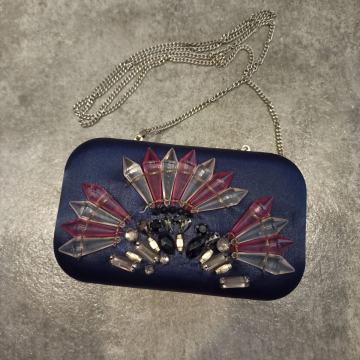 Mala torbica za prigode