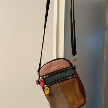 Mala ženska torbica