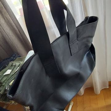 Mango shoper torba crna