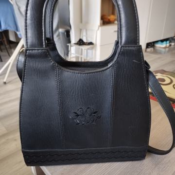 Nova Melrose kožna torbica