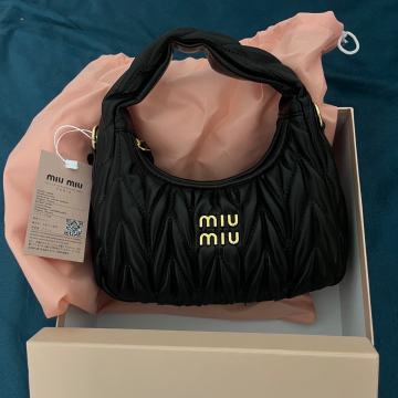 Miu Miu Wander torbica