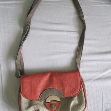 narančasto-bež-smeđa torbica