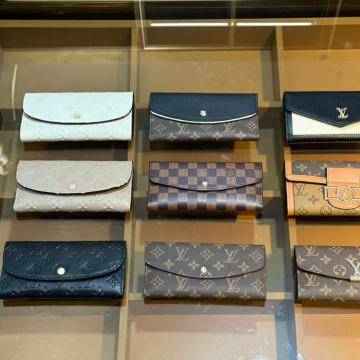 Novčanik Louis Vuitton, koža