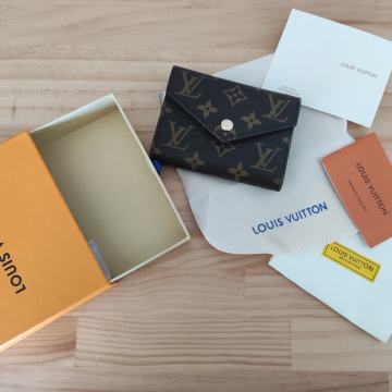 Novčanik Louis Vuitton, koža