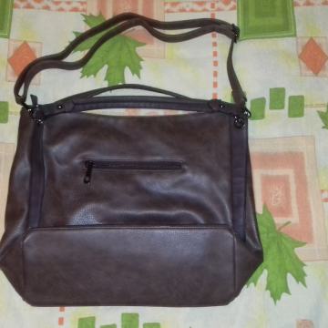 OGROMNA smeđa torba