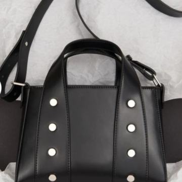 NOVA CRNA TORBA S NITNAMA  - NOVO